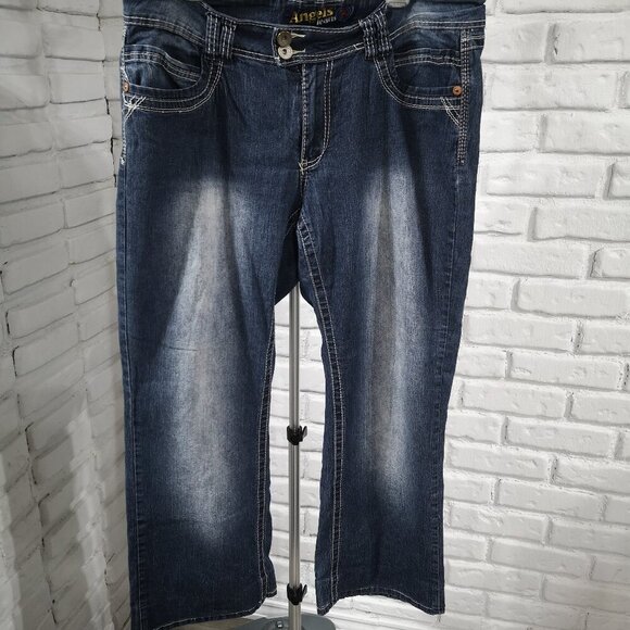 2 / $30.00 - Angels Jeans Ladies Size 18W Medium Wash Straight Leg Blue Jeans - Picture 1 of 12